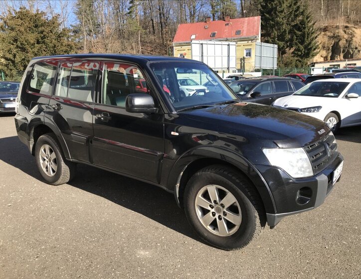Mitsubishi Pajero Ostatní 3,2 l 125 kw