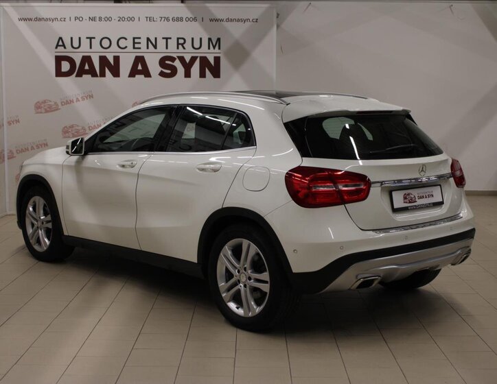 Mercedes-Benz GLA Kombi 1,6 l 90 kw