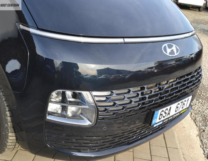 Hyundai Staria 9
