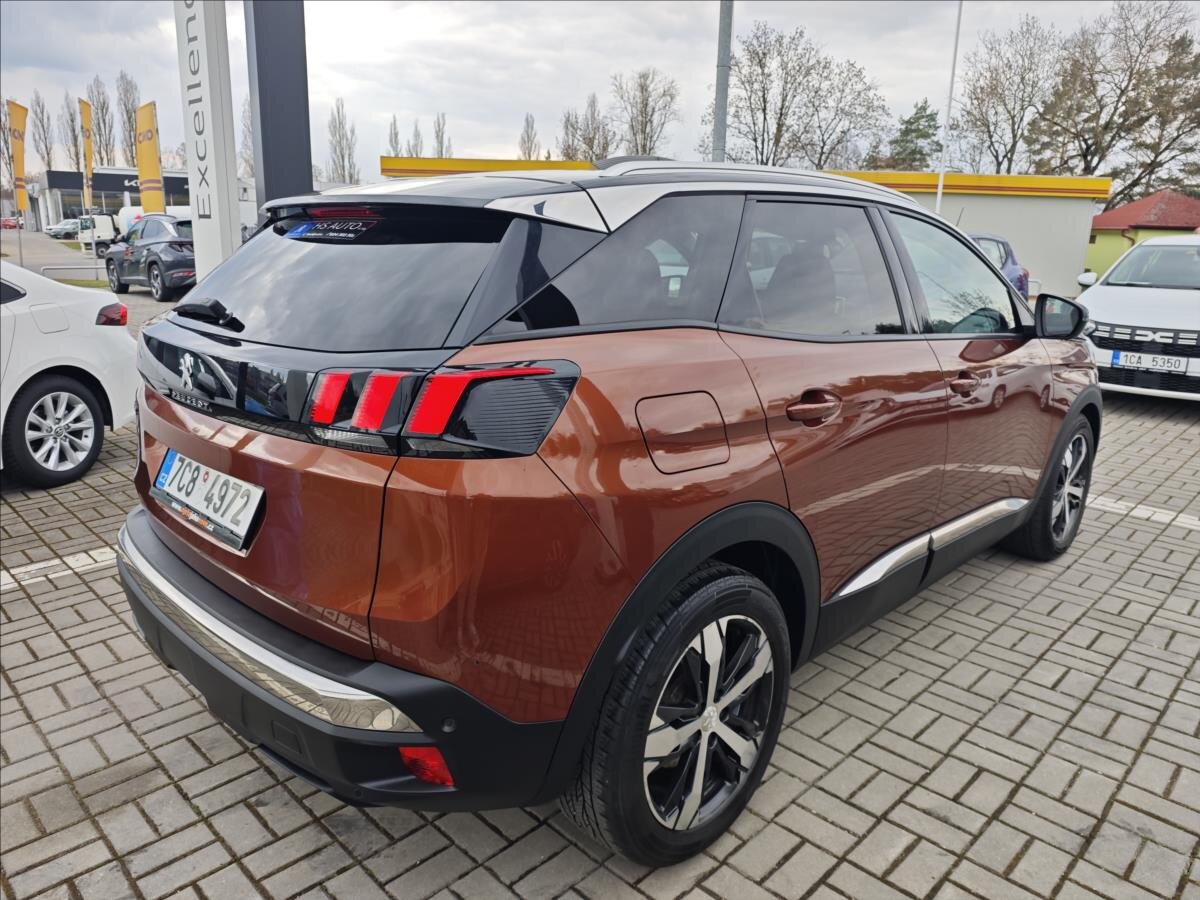 Peugeot 3008 SUV / Terénní 2,0 l 110 kw