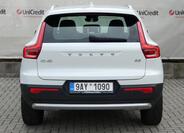 Volvo XC40 4
