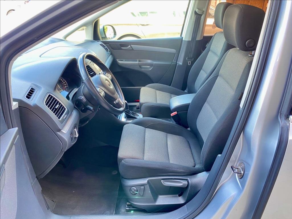Volkswagen Sharan MPV 2,0 l 103 kw