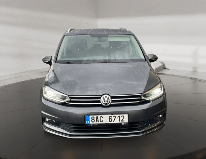 Volkswagen Touran 2