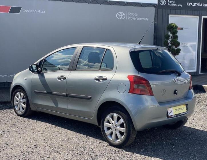 Toyota Yaris 7