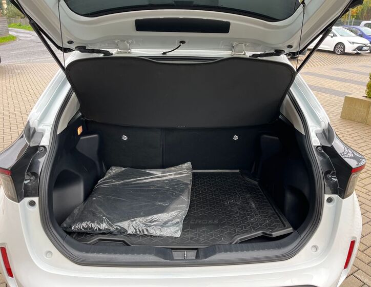 Toyota Yaris Cross 20