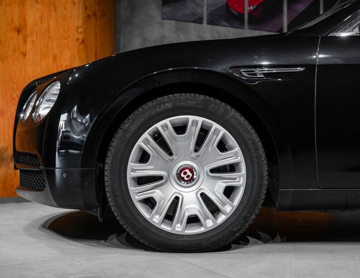 Bentley Flying Spur 2