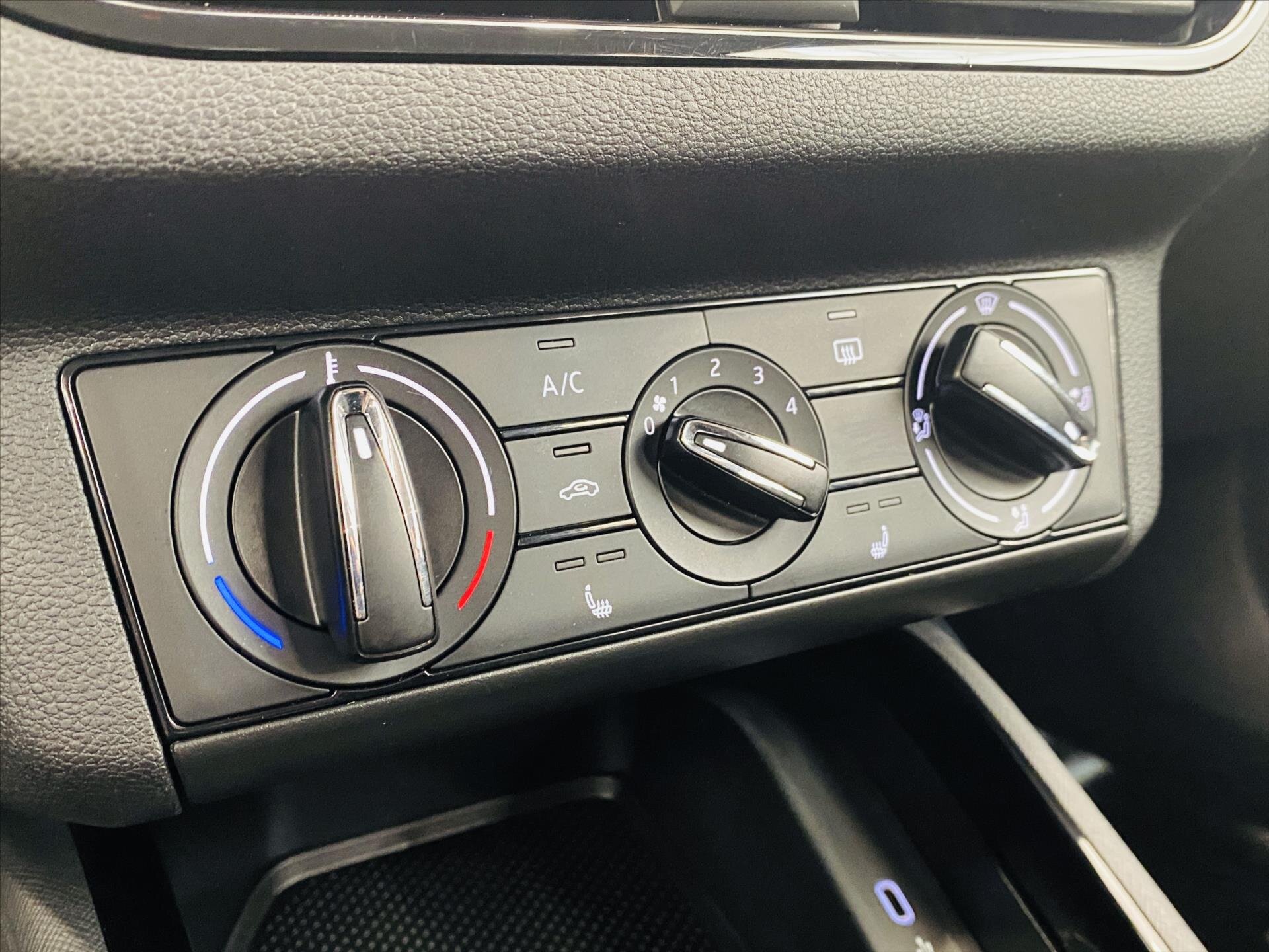 Škoda Kamiq SUV / Terénní 999,0 81 kw