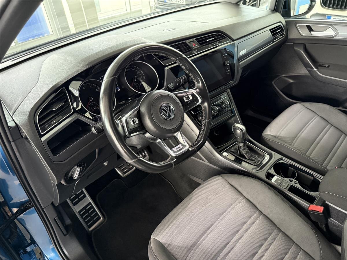 Volkswagen Touran Kombi 1,5 l 110 kw