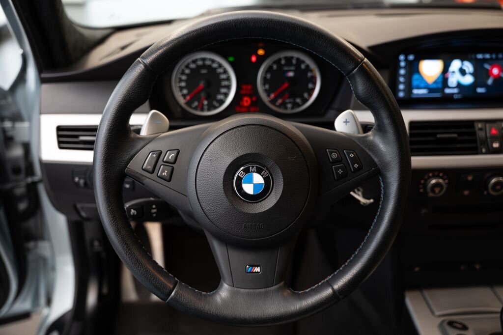 BMW M5 Sedan / Limuzína 5,0 l 373 kw