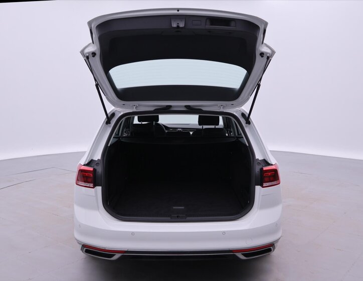 Volkswagen Passat Kombi 2,0 l 206 kw