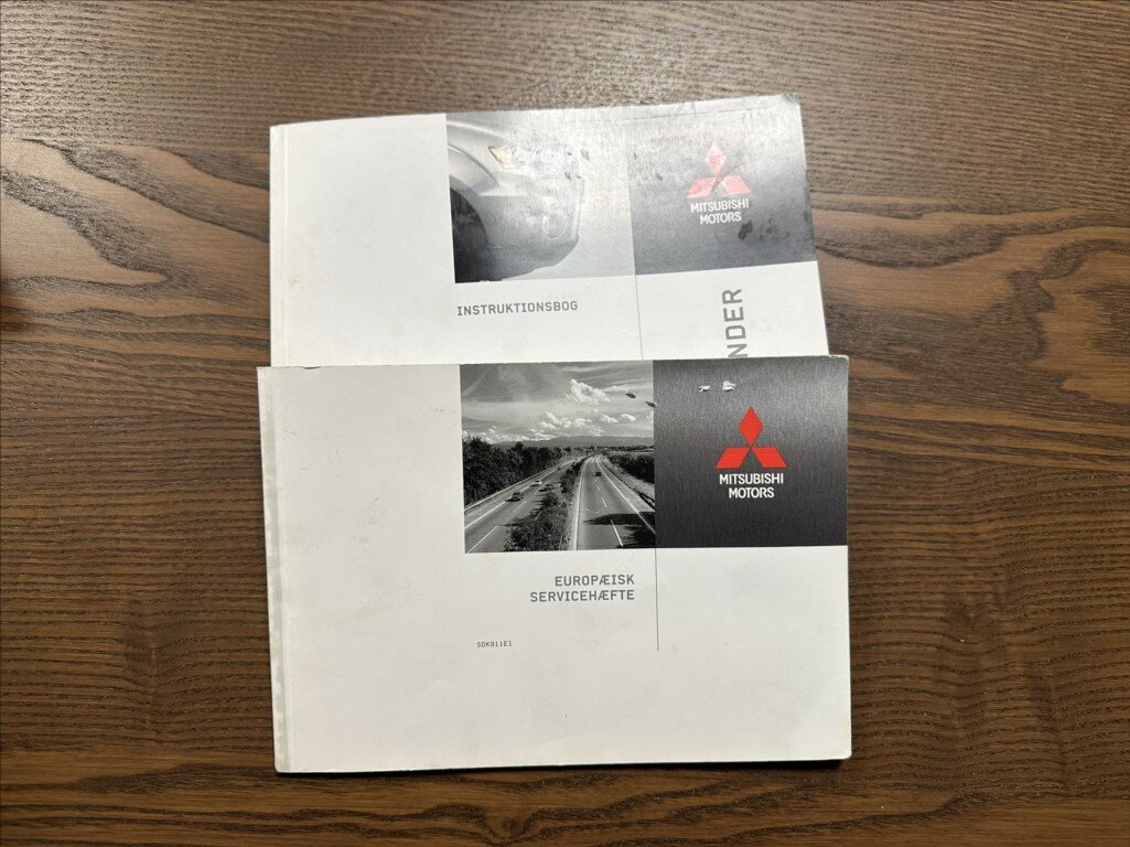 Mitsubishi Outlander SUV / Terénní 2,3 l 130 kw