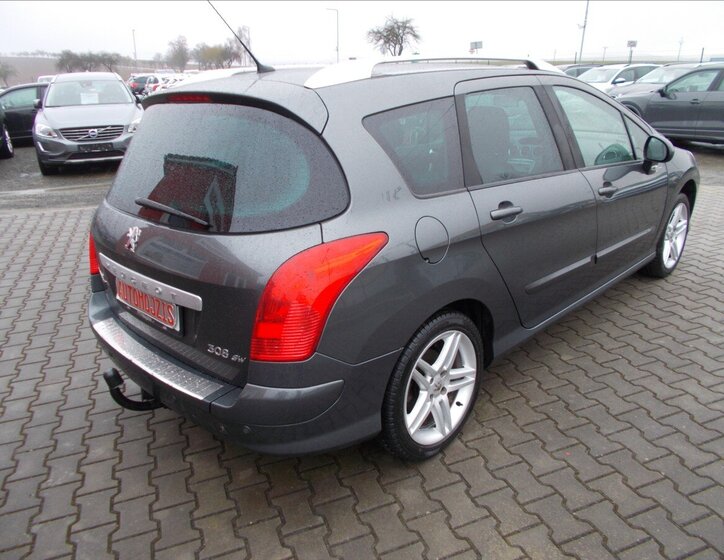 Peugeot 308 Kombi 1,6 l 88 kw