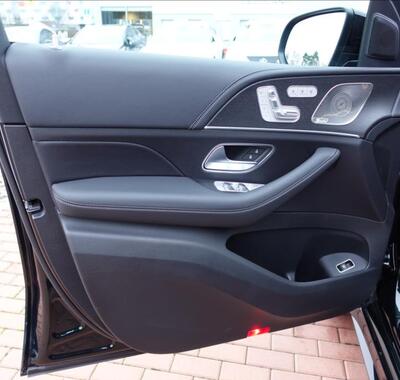 Mercedes-Benz GLE 16