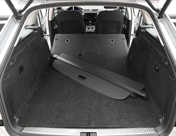 Škoda Superb Kombi 1,4 l 115 kw