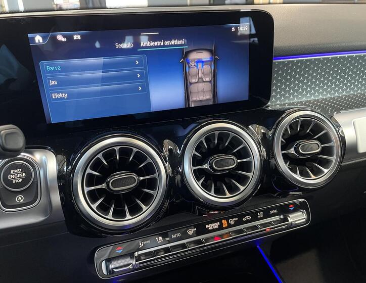 Mercedes-Benz GLB 12