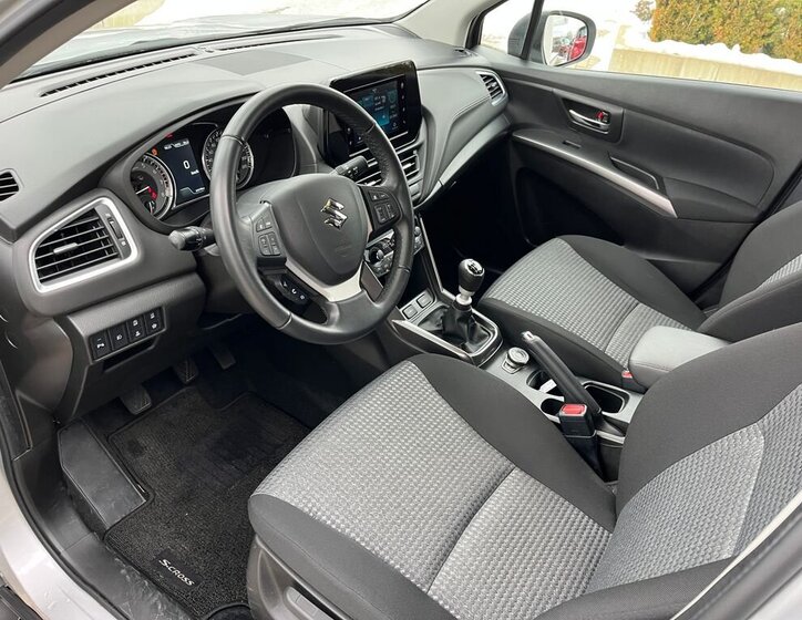 Suzuki SX4 S-Cross SUV 1,4 l 95 kw