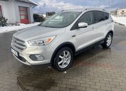 Ford Kuga SUV 1,5 l 110 kw