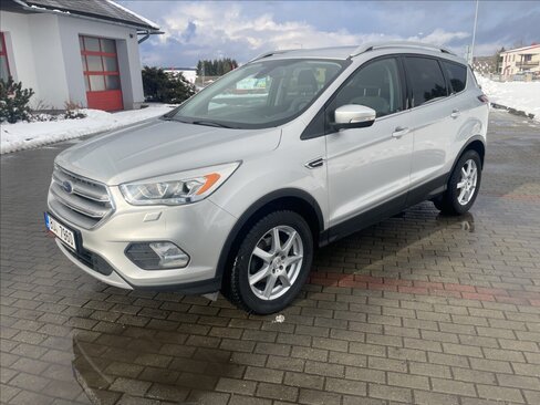 Ford Kuga SUV 1,5 l 110 kw