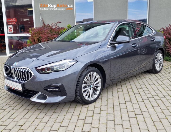 BMW Řada 2 Sedan / Limuzína 2,0 l 110 kw