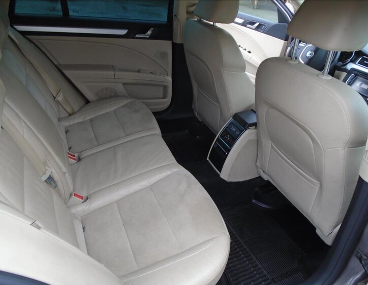 Škoda Superb Kombi 2,0 l 125 kw