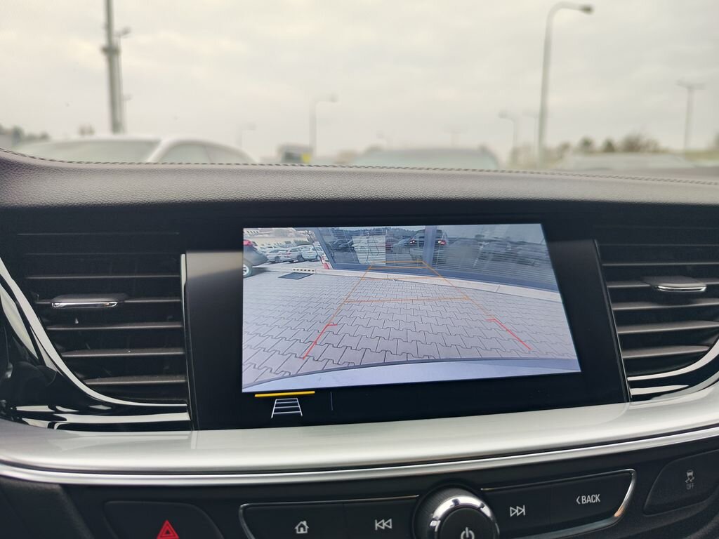 Opel Insignia Kombi 2,0 l 128 kw