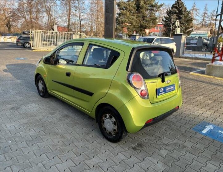 Chevrolet Spark Hatchback 995,0 50 kw