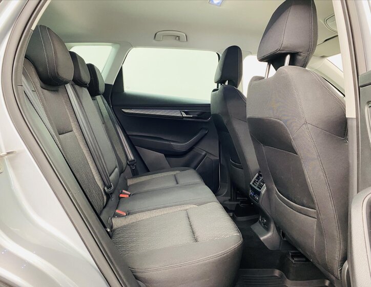 Škoda Karoq SUV / Terénní 1,5 l 110 kw