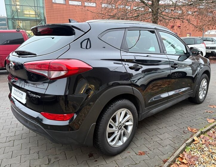 Hyundai Tucson 4