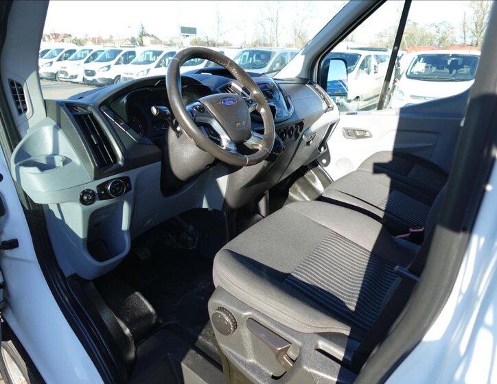 Ford Transit Ostatní 2,2 l 114 kw