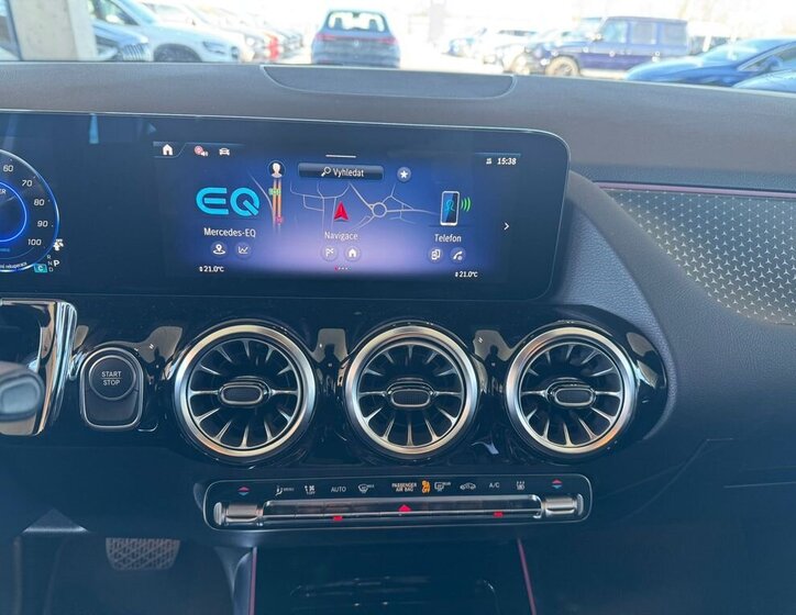 Mercedes-Benz EQA SUV / Terénní 0,0 140 kw