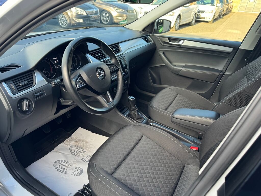 Škoda Rapid Hatchback 999,0 81 kw