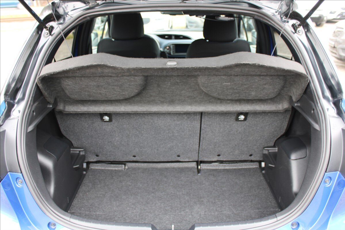 Toyota Yaris Kombi 1,5 l 82 kw