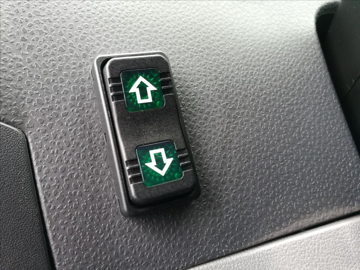 Volkswagen Transporter Kombi 2,0 l 132 kw