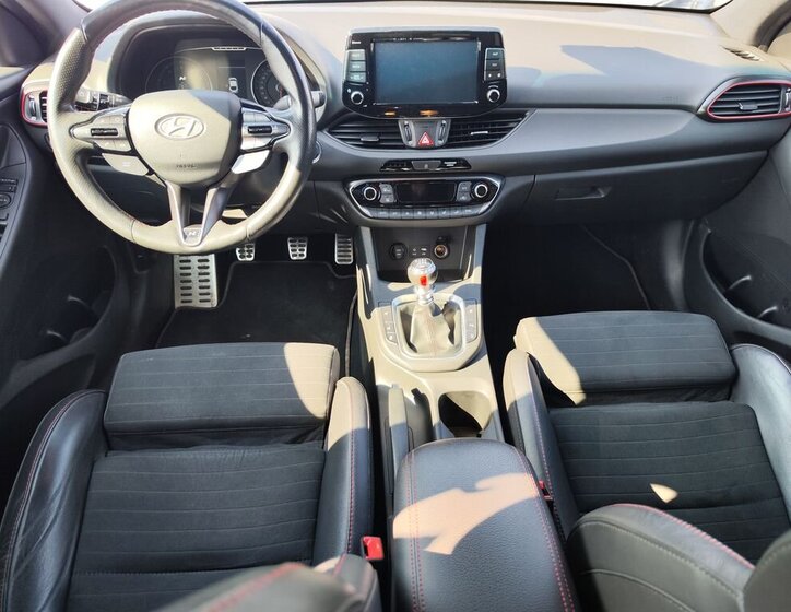 Hyundai i30 Liftback 2,0 l 202 kw