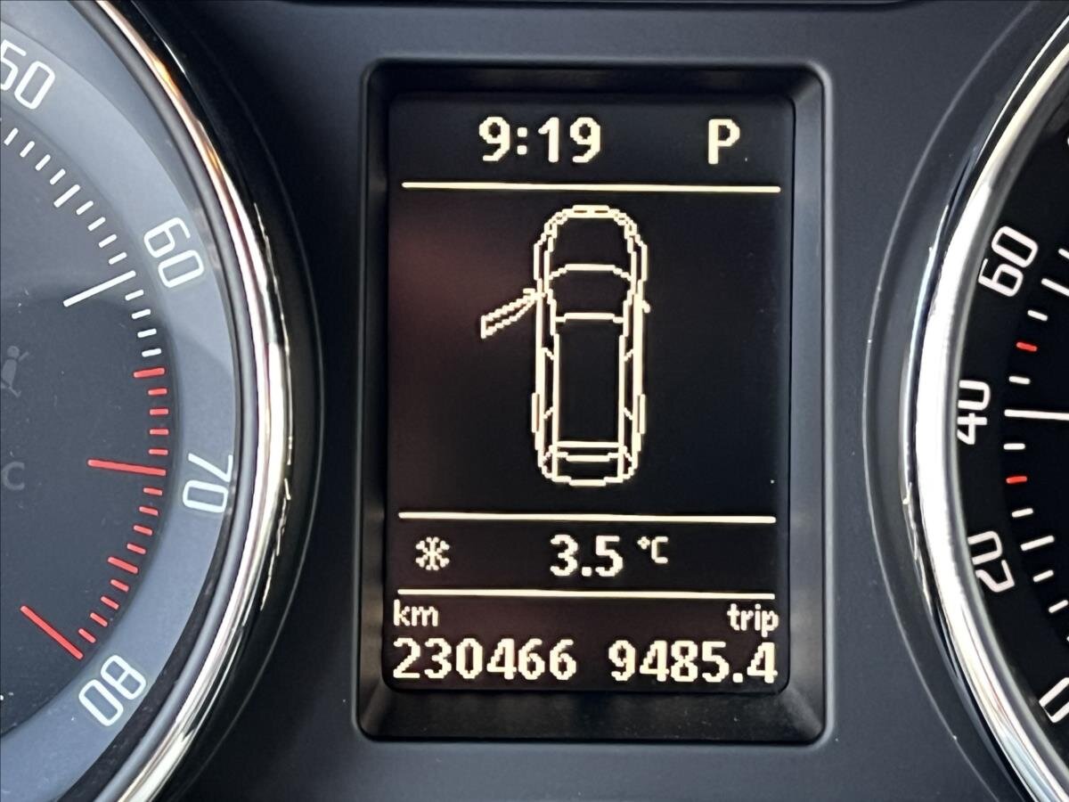 Škoda Superb Kombi 3,6 l 191 kw