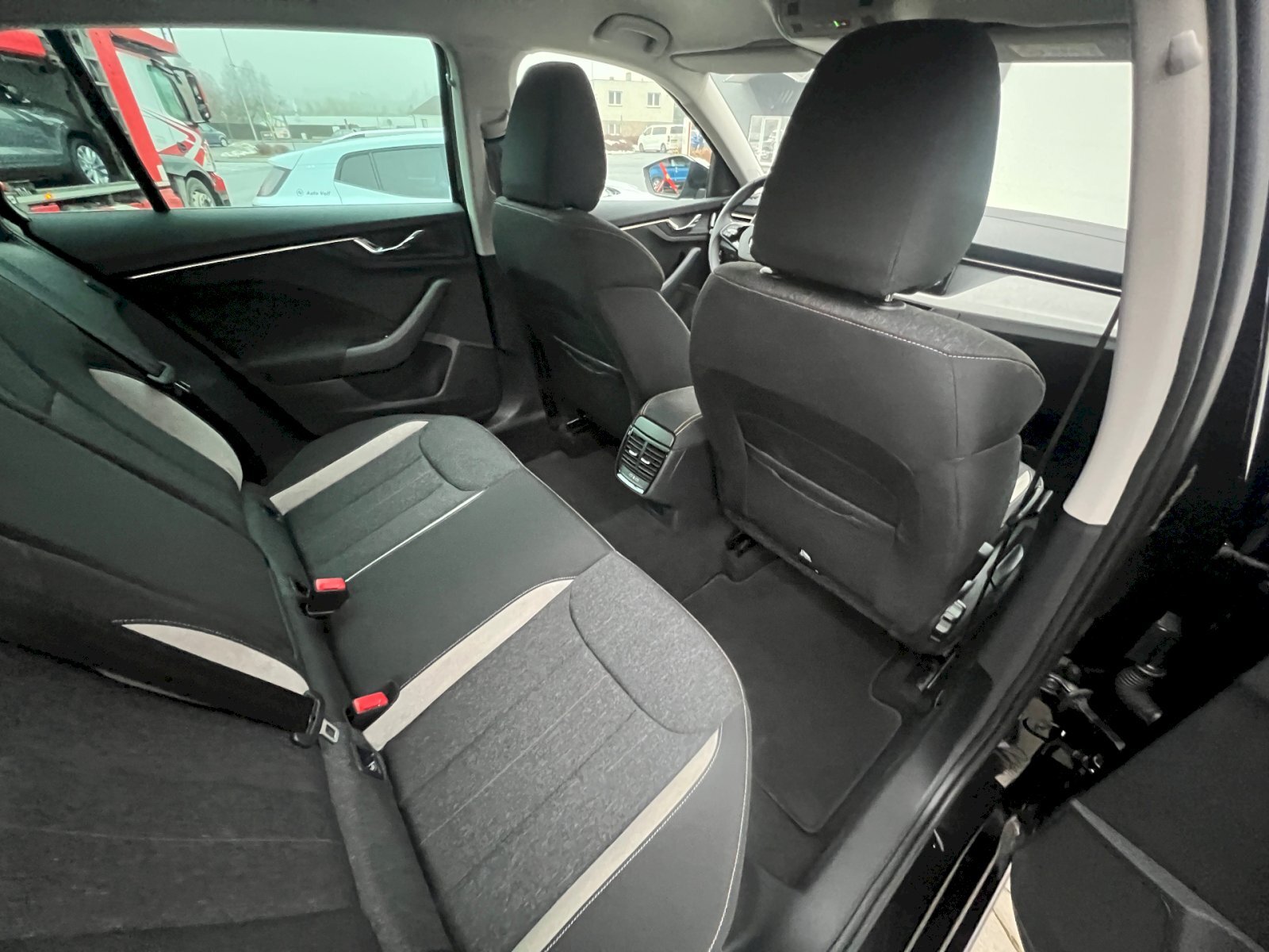 Škoda Scala Hatchback 1,0 l 85 kw