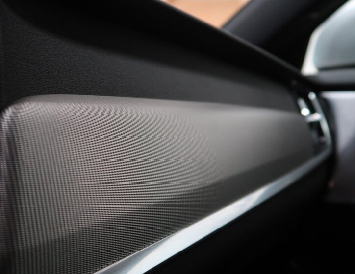 Volvo S90 Sedan / Limuzína 2,0 l 235 kw