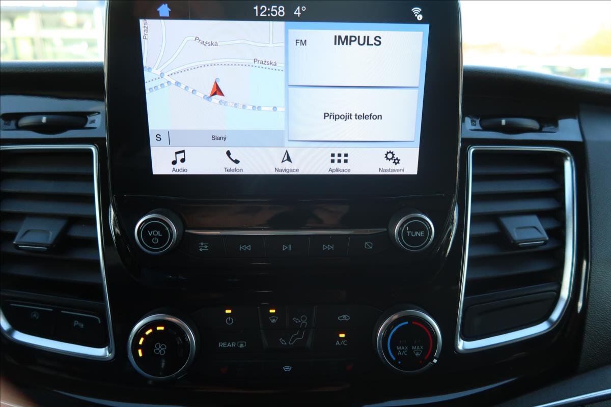 Ford Tourneo Custom MPV 2,0 l 96 kw