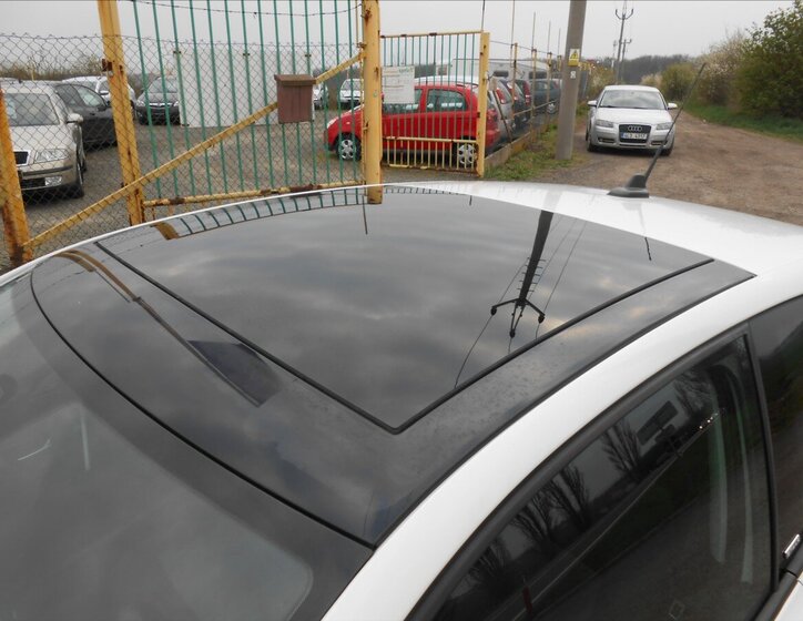 Volkswagen Polo Hatchback 1,2 l 77 kw