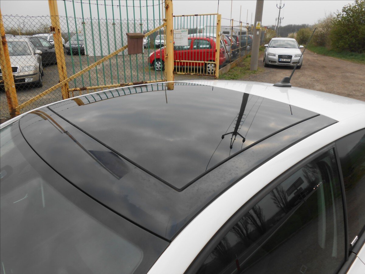 Volkswagen Polo Hatchback 1,2 l 77 kw