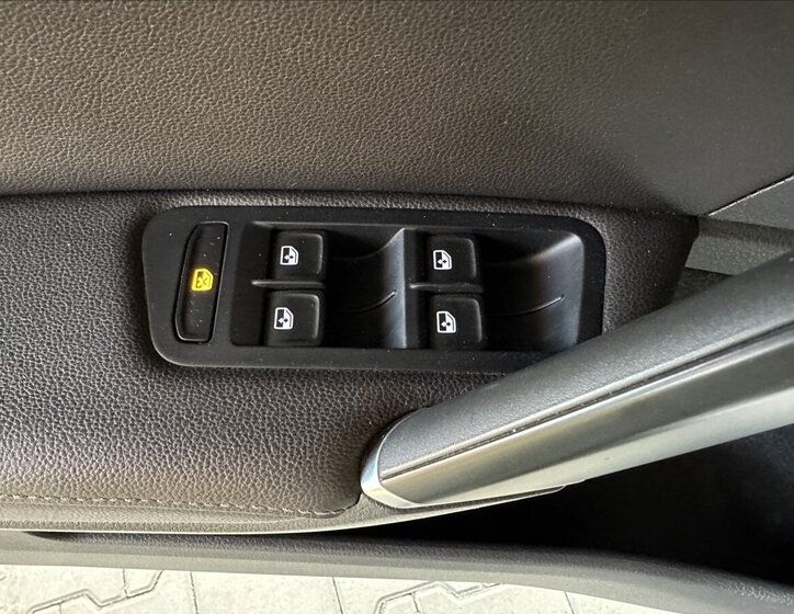 Volkswagen Golf Kombi 2,0 l 135 kw