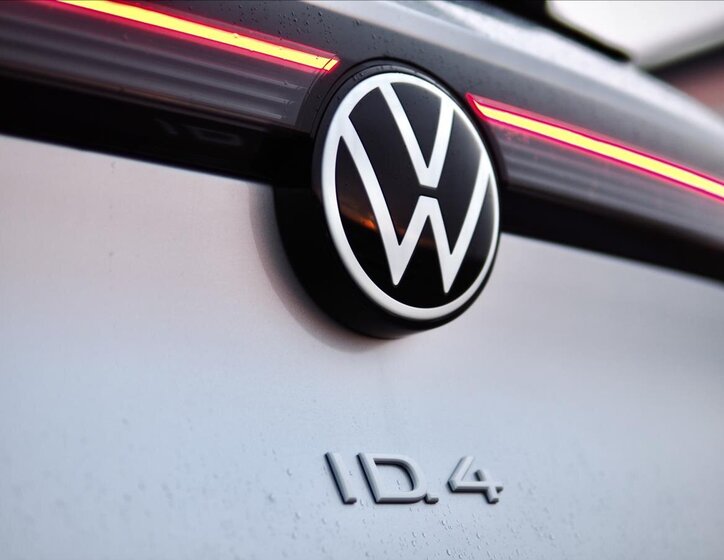 Volkswagen ID.4 12