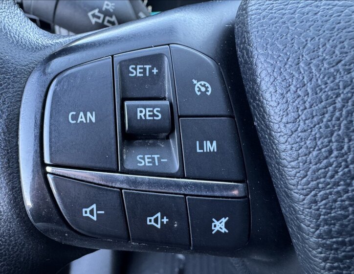 Ford Transit Kombi 2,0 l 96 kw