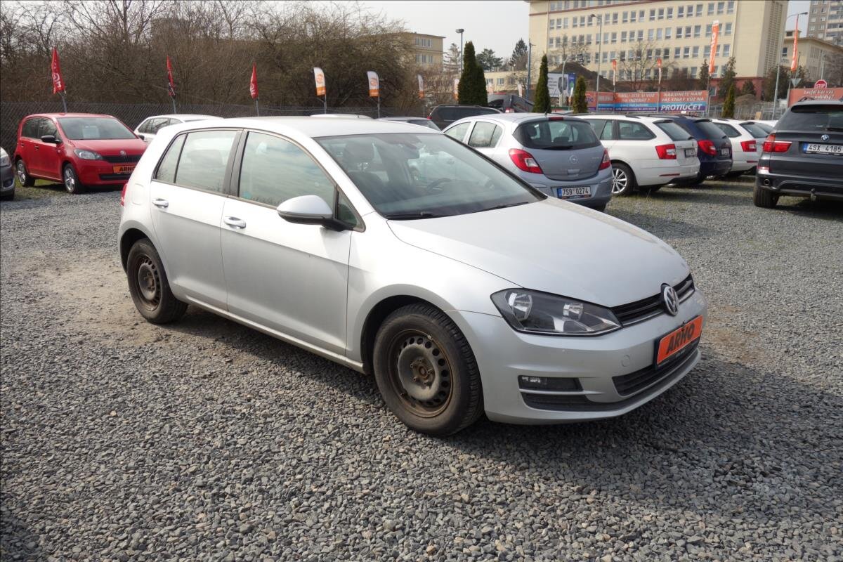 Volkswagen Golf Hatchback 1,4 l 90 kw