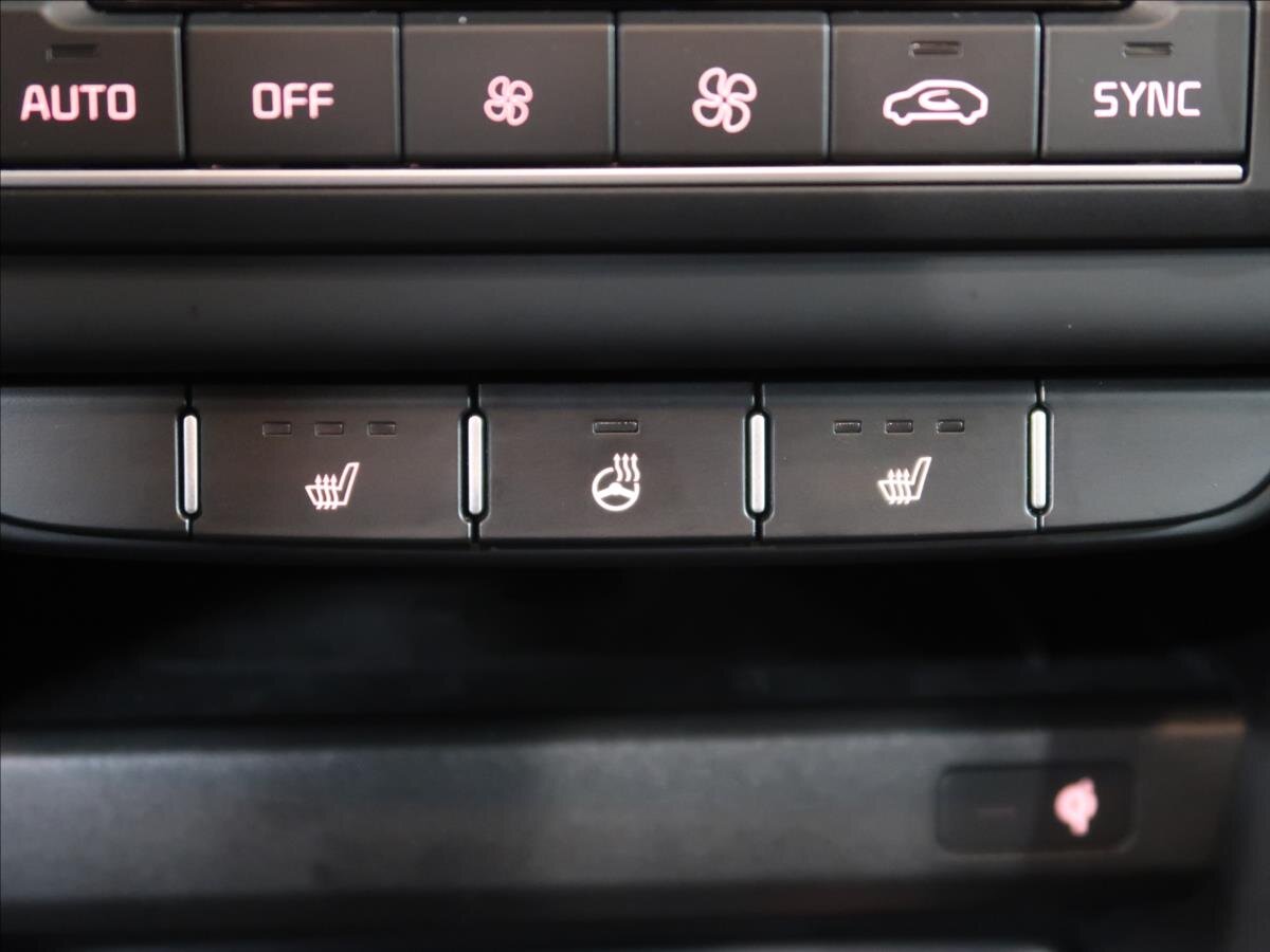 KIA Ceed Kombi 1,5 l 103 kw