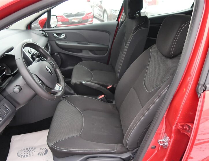 Renault Clio Hatchback 898,0 56 kw