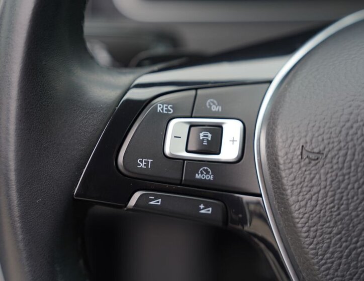 Volkswagen Golf Kombi 1,6 l 85 kw