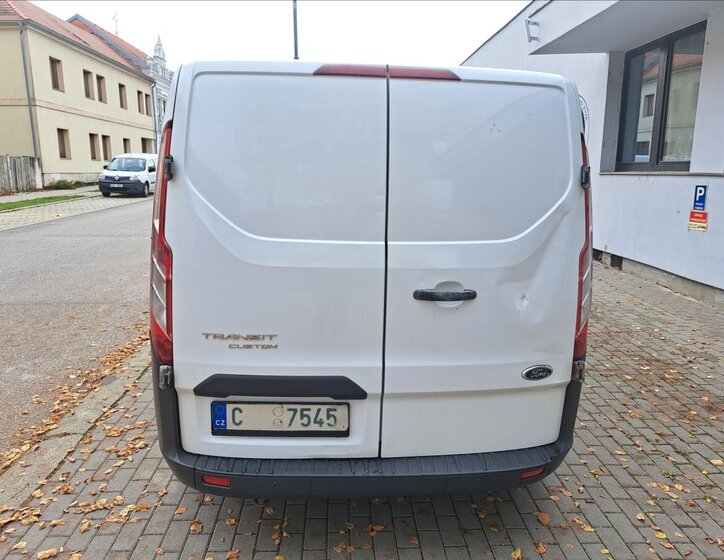 Ford Transit Custom Skříň 2,2 l 74 kw