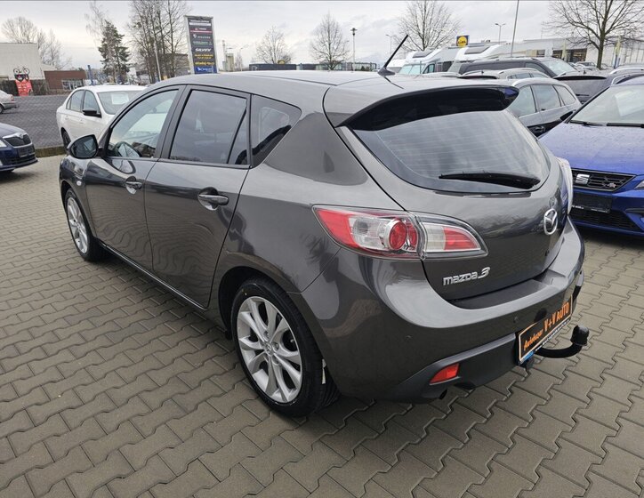Mazda 3 Hatchback 1,6 l 77 kw