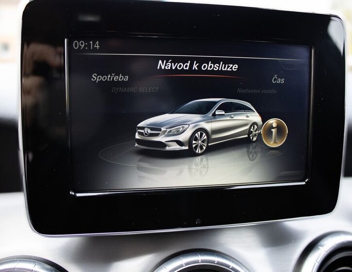 Mercedes-Benz CLA Kombi 1,5 l 80 kw